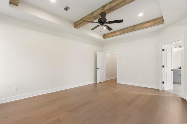 288 Middleton Place Drive, Benton, AR 72019