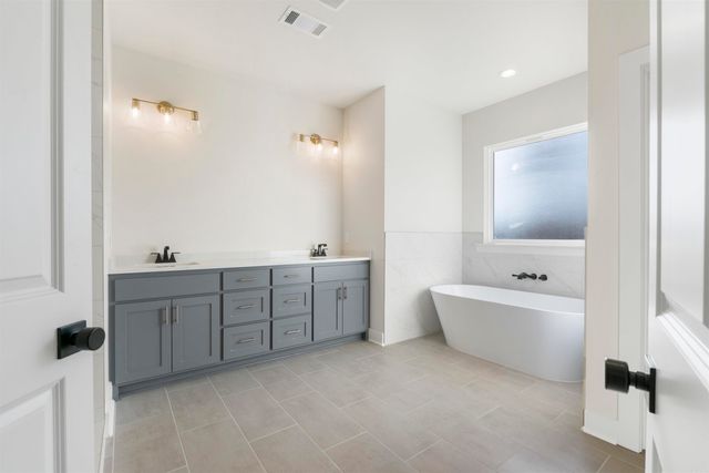 288 Middleton Place Drive, Benton, AR 72019