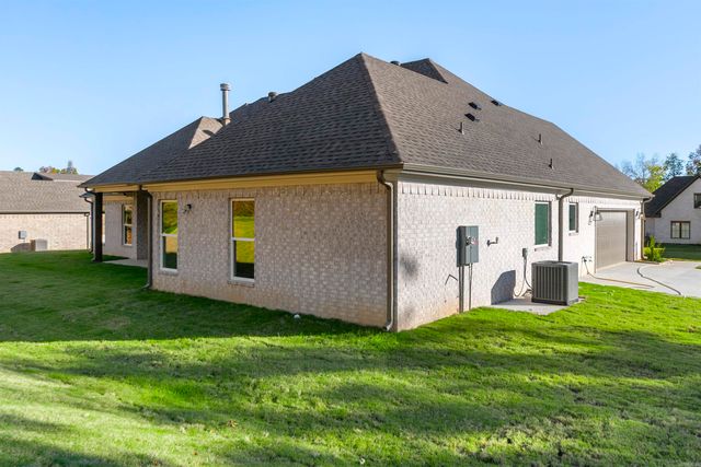 288 Middleton Place Drive, Benton, AR 72019