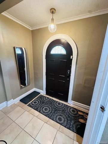 4592 Helen St, Dearborn, MI 48126