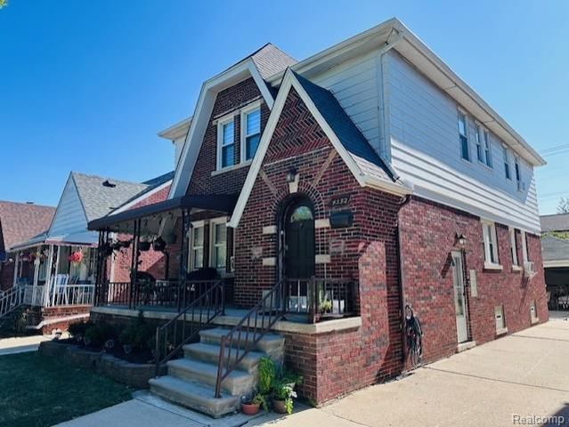 4592 Helen St, Dearborn, MI 48126