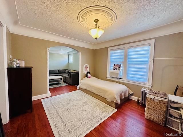 4592 Helen St, Dearborn, MI 48126