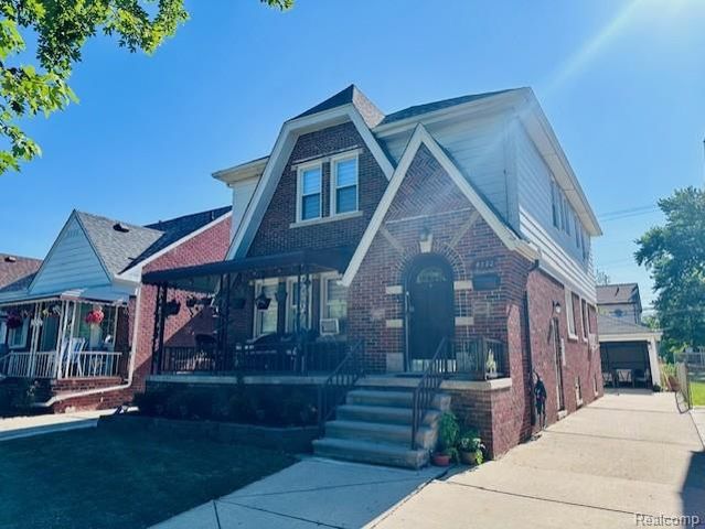 4592 Helen St, Dearborn, MI 48126