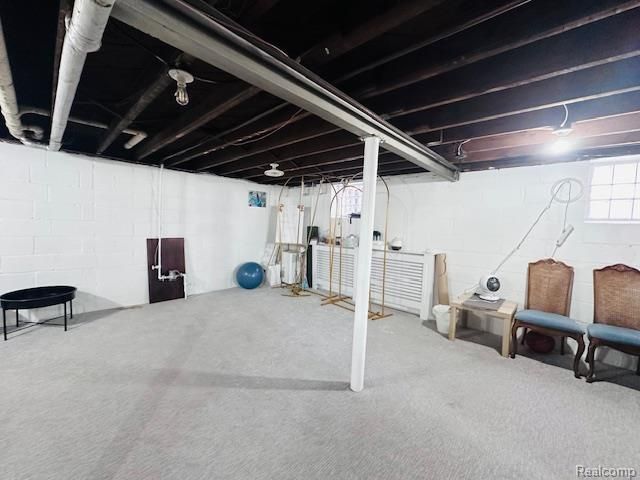 4592 Helen St, Dearborn, MI 48126