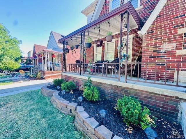 4592 Helen St, Dearborn, MI 48126
