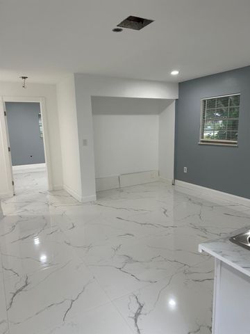 935 34th Avenue, Vero Beach, FL 32960