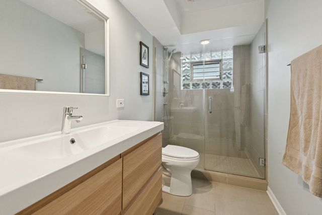 4229 N Kedvale Avenue 3B, Chicago, IL 60641