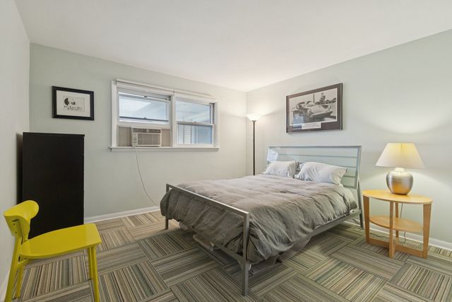 4229 N Kedvale Avenue 3B, Chicago, IL 60641