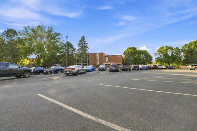 3155 Coachman Road 381, Eagan, MN 55121