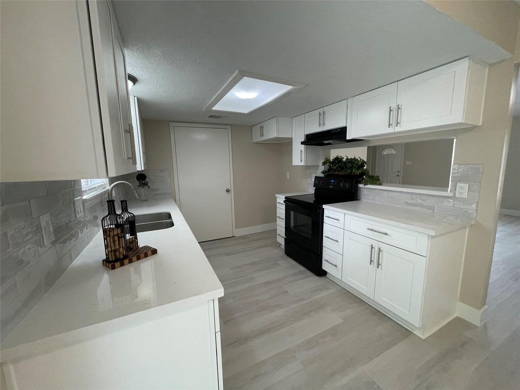 13843 Rosetta Drive, Cypress, TX 77429