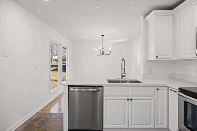 132 Brownwood Circle, Ringgold, GA 30736