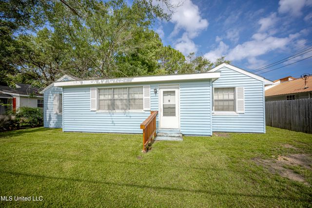 1815 Cherubusco Street, Pascagoula, MS 39567