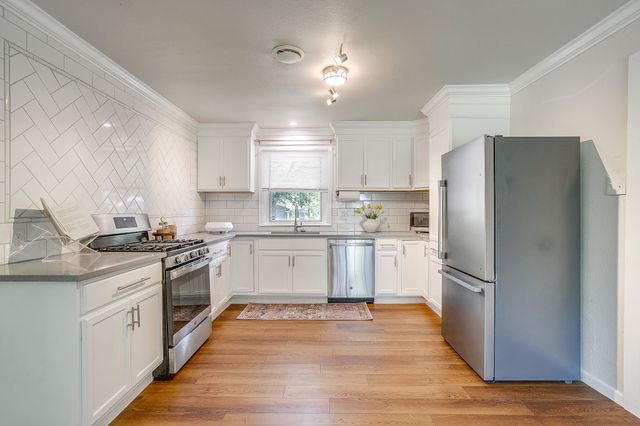 3512 Binyon Avenue, Fort Worth, TX 76133