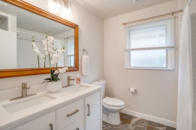 3512 Binyon Avenue, Fort Worth, TX 76133