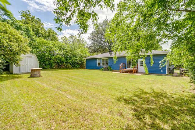 3512 Binyon Avenue, Fort Worth, TX 76133