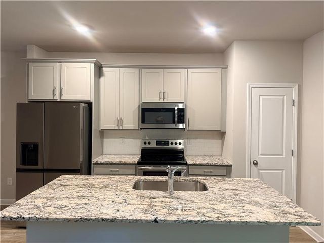 6271 Redan Square 83, Lithonia, GA 30058