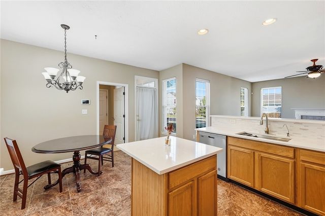 2639 Royal Gateway, Beavercreek, OH 45431