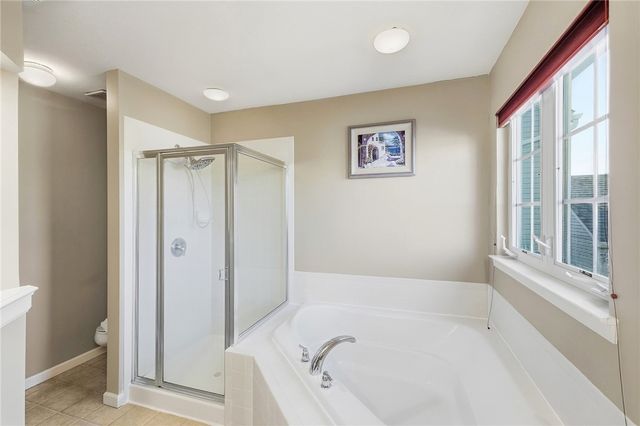 2639 Royal Gateway, Beavercreek, OH 45431