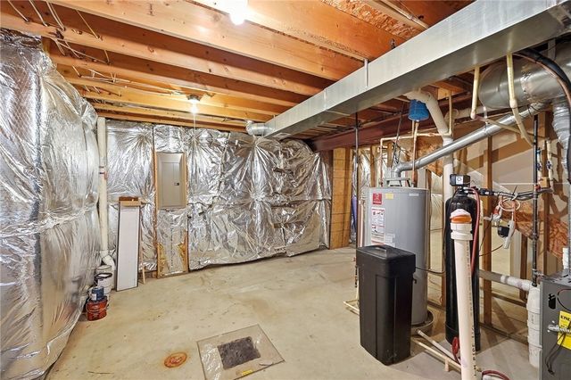 2639 Royal Gateway, Beavercreek, OH 45431