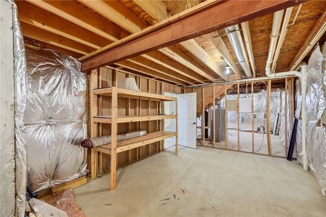 2639 Royal Gateway, Beavercreek, OH 45431