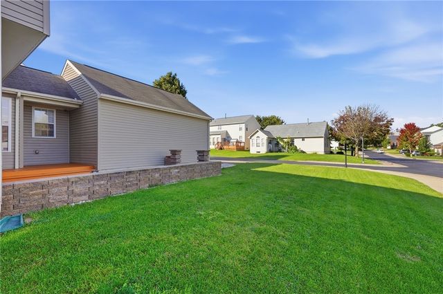 2639 Royal Gateway, Beavercreek, OH 45431