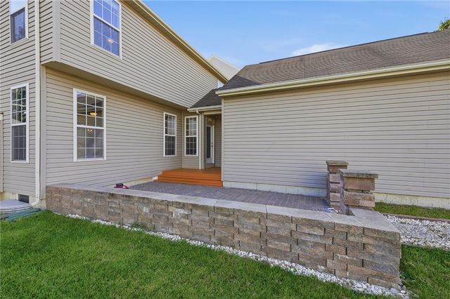 2639 Royal Gateway, Beavercreek, OH 45431