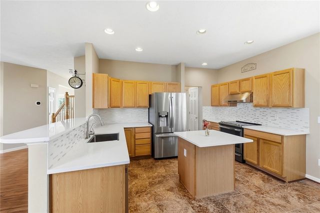 2639 Royal Gateway, Beavercreek, OH 45431