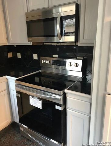 13026 Brook Garden, San Antonio, TX 78232