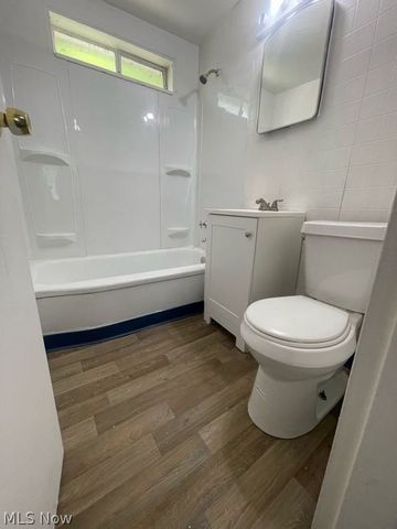 22651 Fox I, Euclid, OH 44123