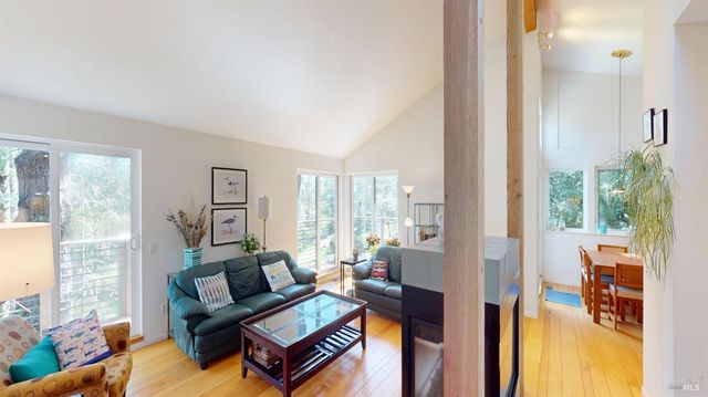 918 River Beach Rd, The Sea Ranch, CA 95497