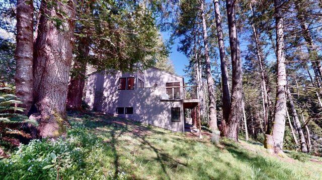 918 River Beach Rd, The Sea Ranch, CA 95497