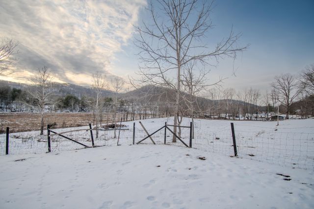 4388 Muses Mill Road, Wallingford, KY 41093