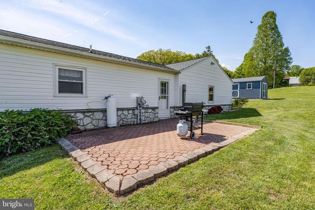 481 MEETINGHOUSE RD, Gap, PA 17527