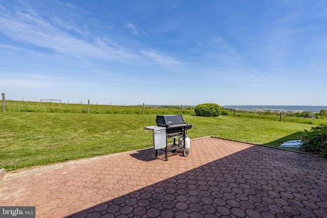 481 MEETINGHOUSE RD, Gap, PA 17527