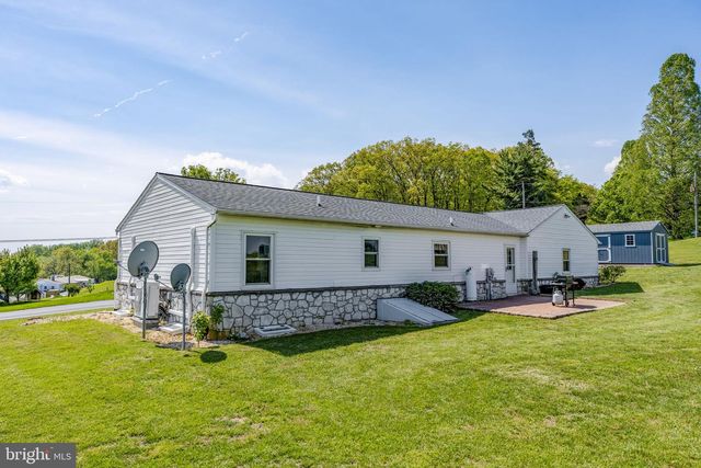 481 MEETINGHOUSE RD, Gap, PA 17527