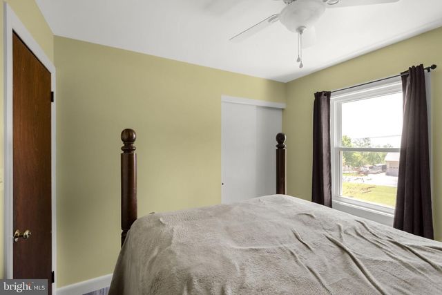 481 MEETINGHOUSE RD, Gap, PA 17527