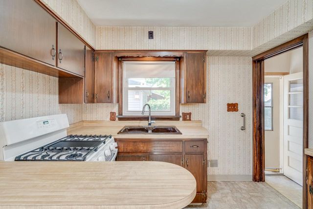 3412 23rd AVENUE, Kenosha, WI 53140