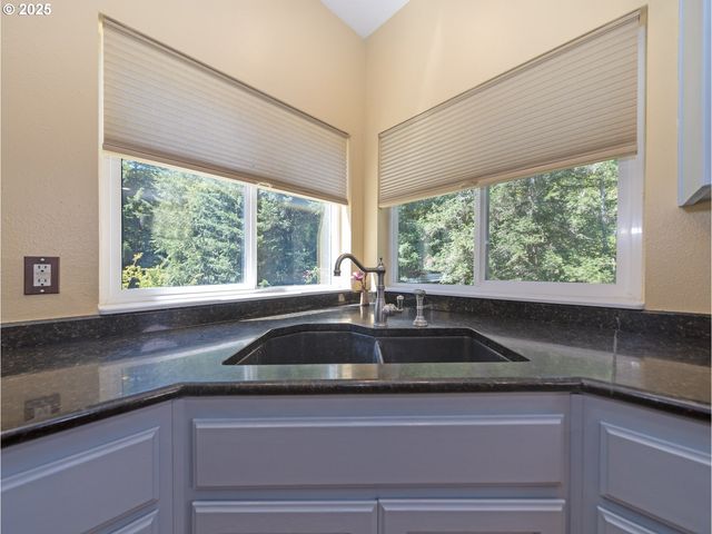 64977 NEHALEM Hwy, Vernonia, OR 97064