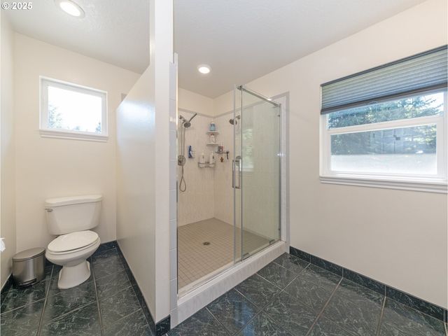 64977 NEHALEM Hwy, Vernonia, OR 97064