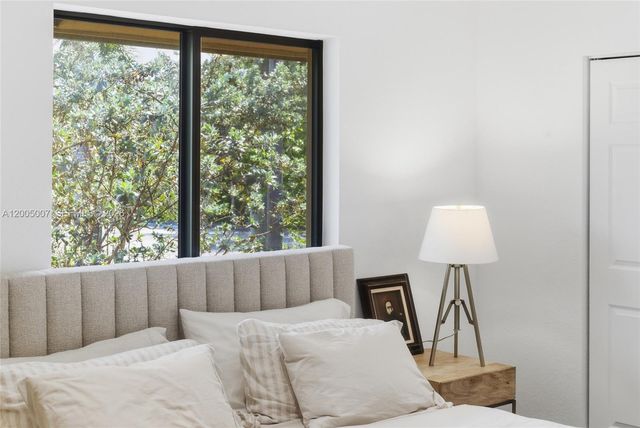 6320 S Station Sq, Davie, FL 33314