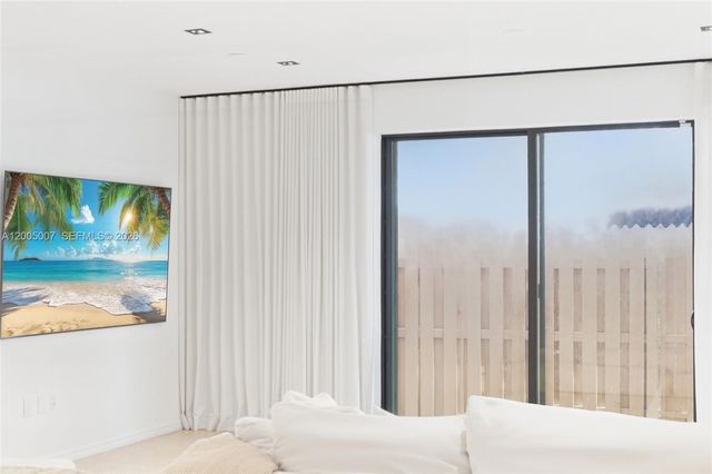 6320 S Station Sq, Davie, FL 33314