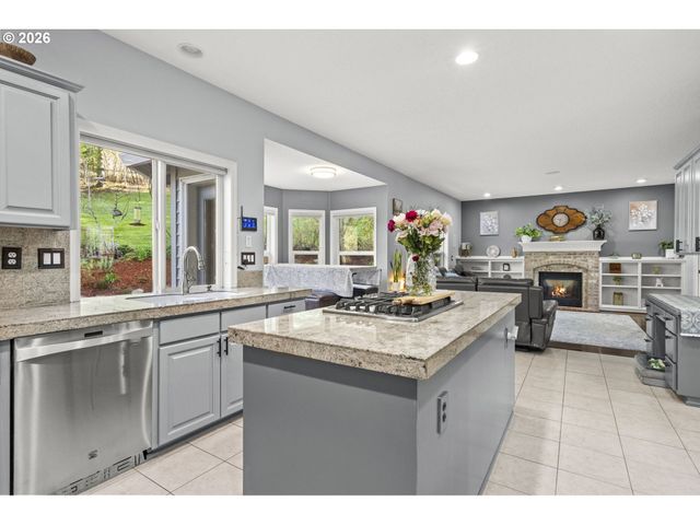 8560 Sw 151ST Pl, Beaverton, OR 97007