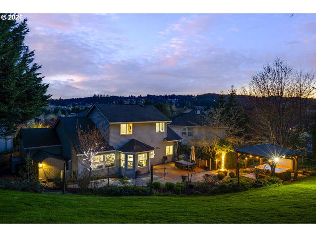 8560 Sw 151ST Pl, Beaverton, OR 97007