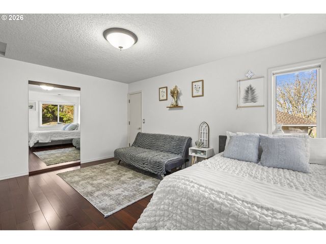 8560 Sw 151ST Pl, Beaverton, OR 97007