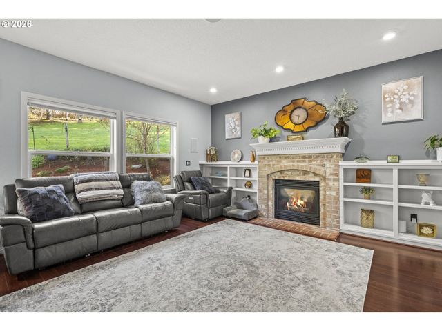 8560 Sw 151ST Pl, Beaverton, OR 97007