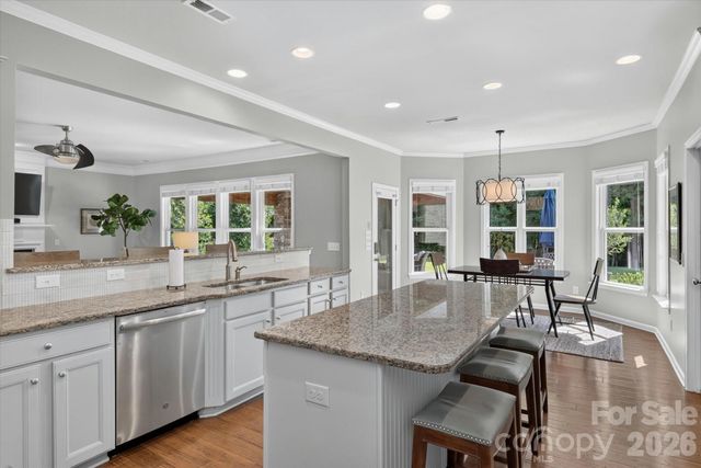 10704 Waxhaw Manor Drive, Waxhaw, NC 28173