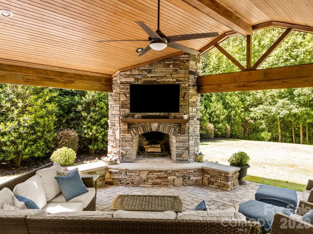 10704 Waxhaw Manor Drive, Waxhaw, NC 28173