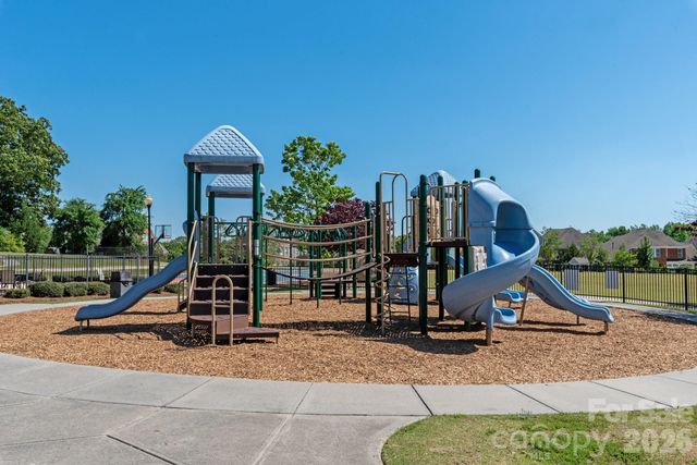 10704 Waxhaw Manor Drive, Waxhaw, NC 28173