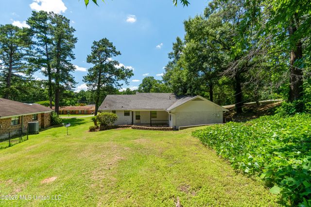 205 Sunset Drive, Petal, MS 39465