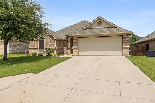 107 Donna Circle, Granbury, TX 76049